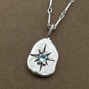 Nova Pendant Necklace